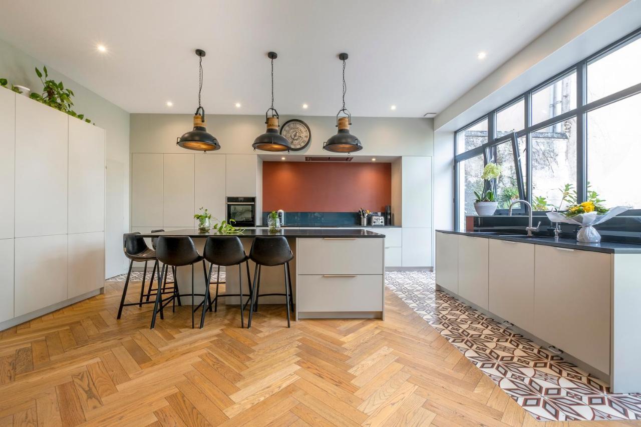 Escale Rochelaise, Gite Urbain Avec Spa Bain Nordique Et Sauna Tonneau ลาโรแชล ภายนอก รูปภาพ