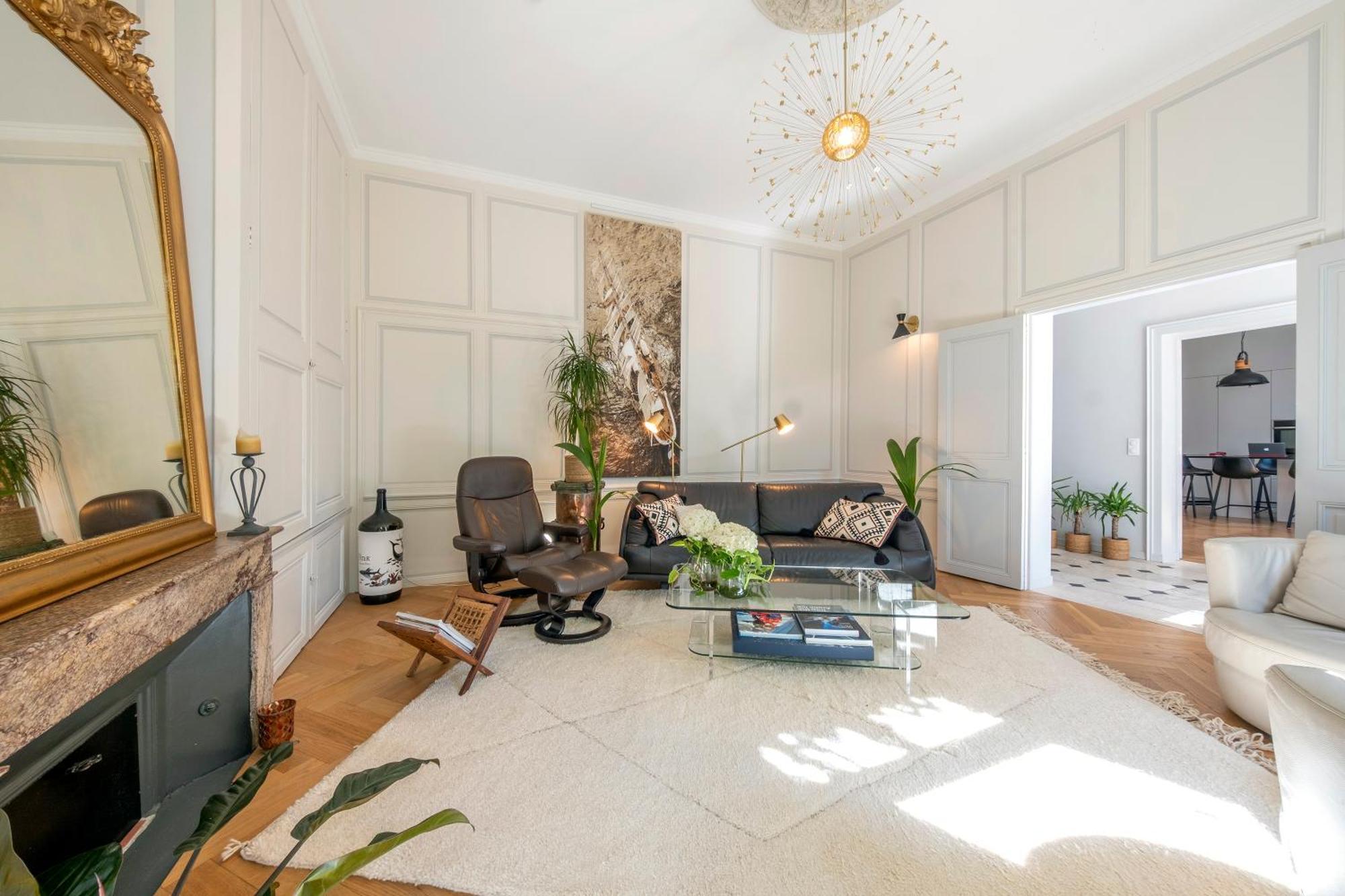 Escale Rochelaise, Gite Urbain Avec Spa Bain Nordique Et Sauna Tonneau ลาโรแชล ภายนอก รูปภาพ